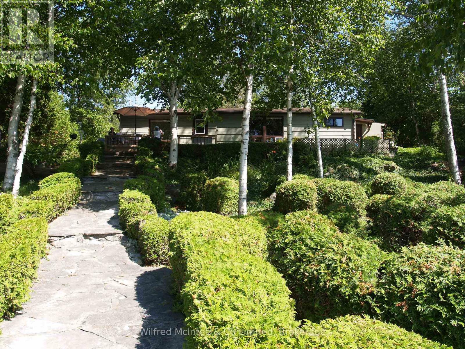 849 Bruce Road 13 Road, Native Leased Lands, Ontario  N0H 2L0 - Photo 1 - X12280096