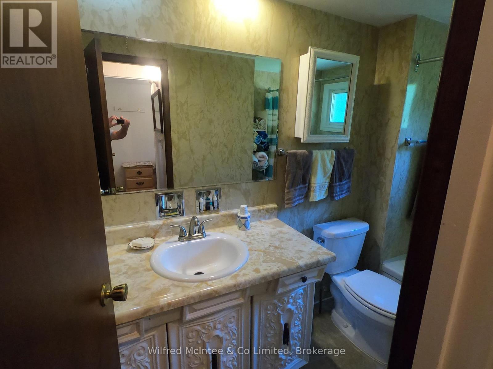 849 Bruce Road 13 Road, Native Leased Lands, Ontario  N0H 2L0 - Photo 21 - X12280096