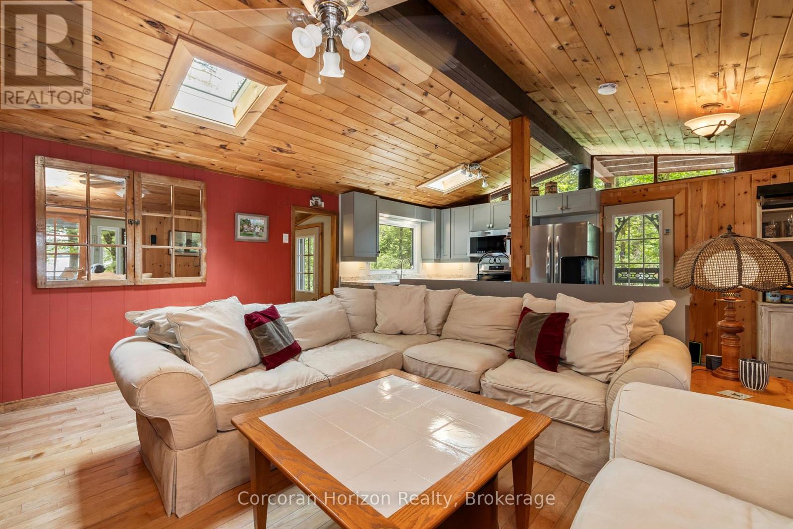 162 Winding Way, Georgian Bay, Ontario  L0K 1S0 - Photo 13 - X12280139