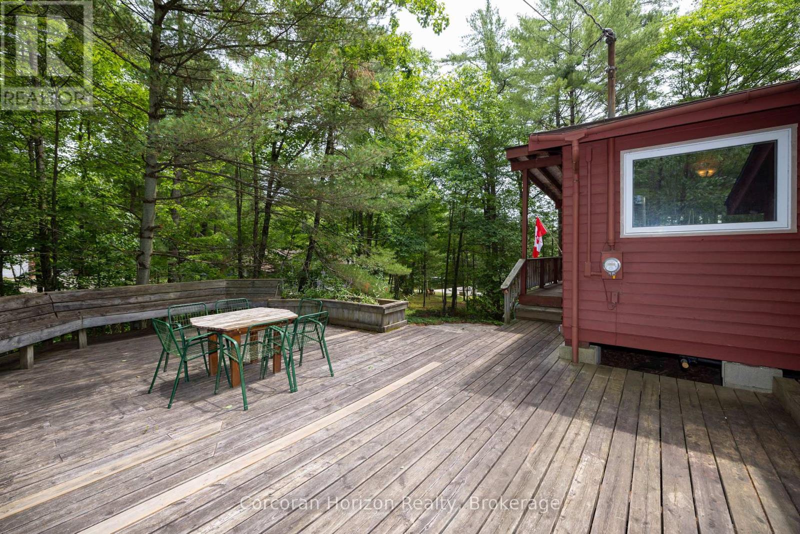 162 Winding Way, Georgian Bay, Ontario  L0K 1S0 - Photo 6 - X12280139
