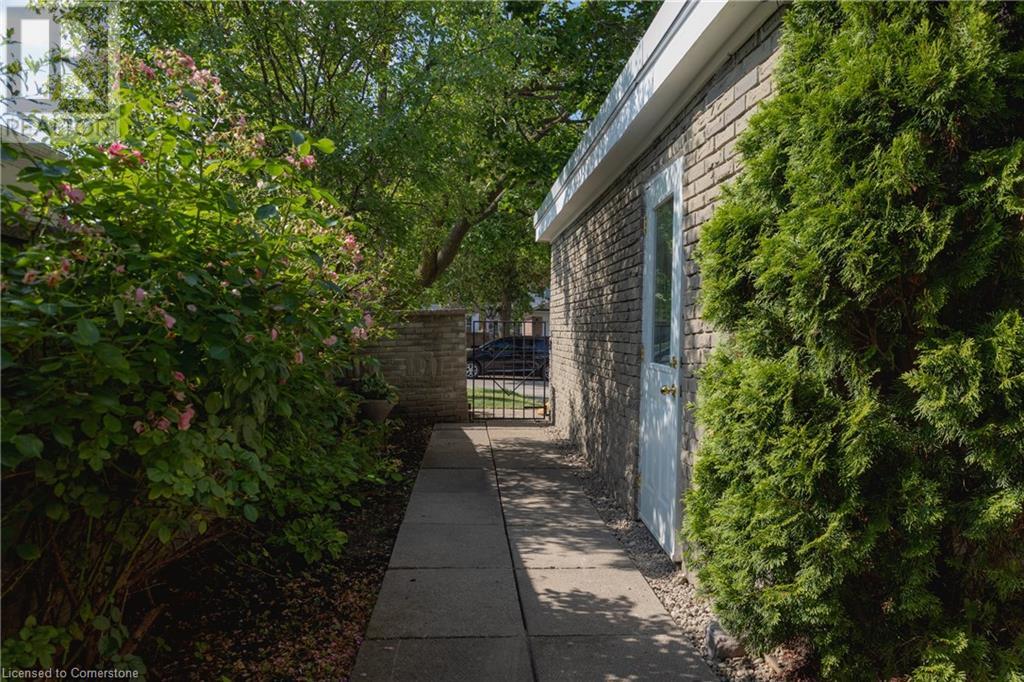 57 Ralgreen Crescent, Kitchener, Ontario  N2M 1V1 - Photo 6 - 40750618