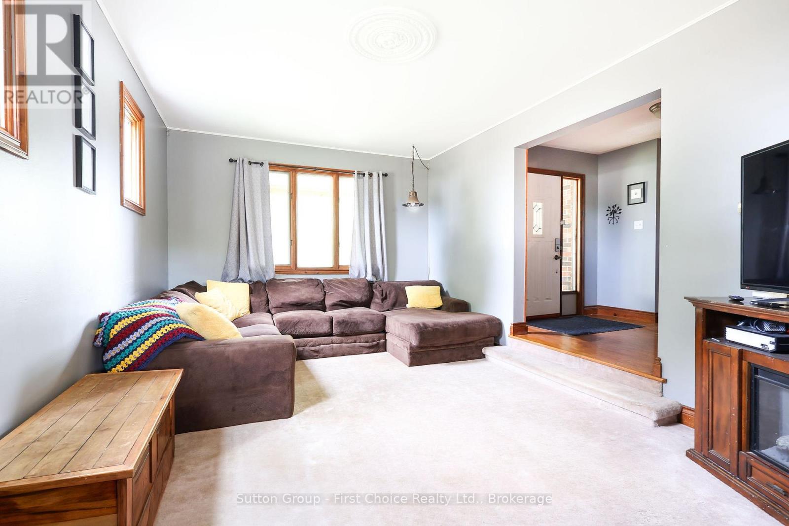 21 Burwell Road, Stratford, Ontario  N5A 7R2 - Photo 8 - X12280151