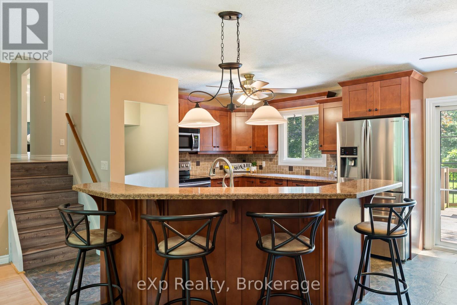 742 Silver Lake Road, South Bruce Peninsula, Ontario  N0H 1P0 - Photo 18 - X12280173