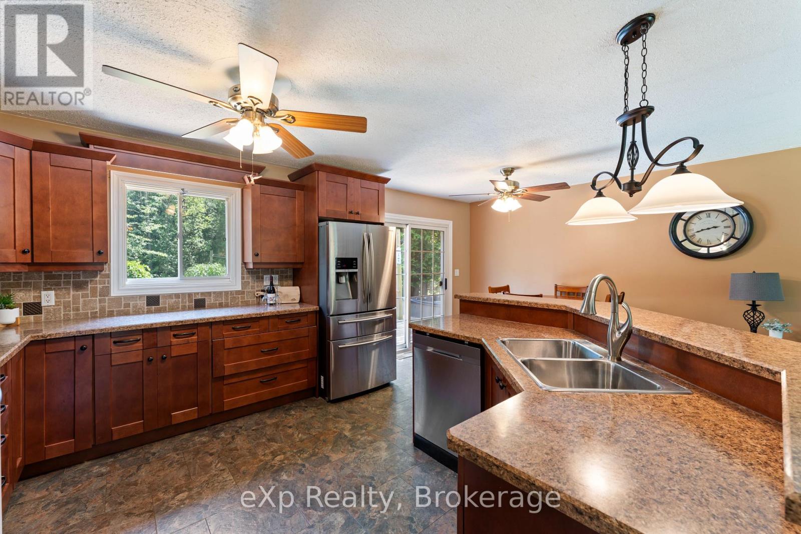 742 Silver Lake Road, South Bruce Peninsula, Ontario  N0H 1P0 - Photo 21 - X12280173