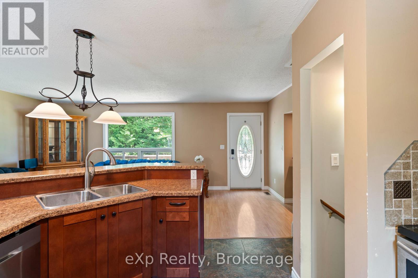 742 Silver Lake Road, South Bruce Peninsula, Ontario  N0H 1P0 - Photo 23 - X12280173