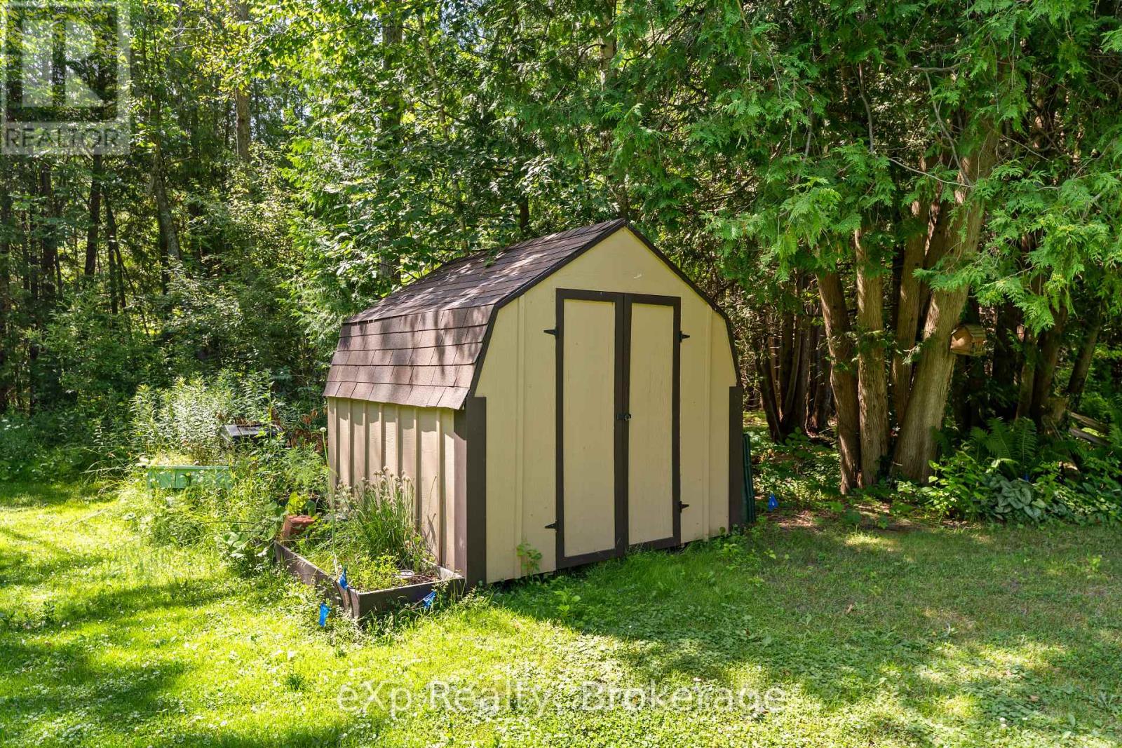 742 Silver Lake Road, South Bruce Peninsula, Ontario  N0H 1P0 - Photo 47 - X12280173