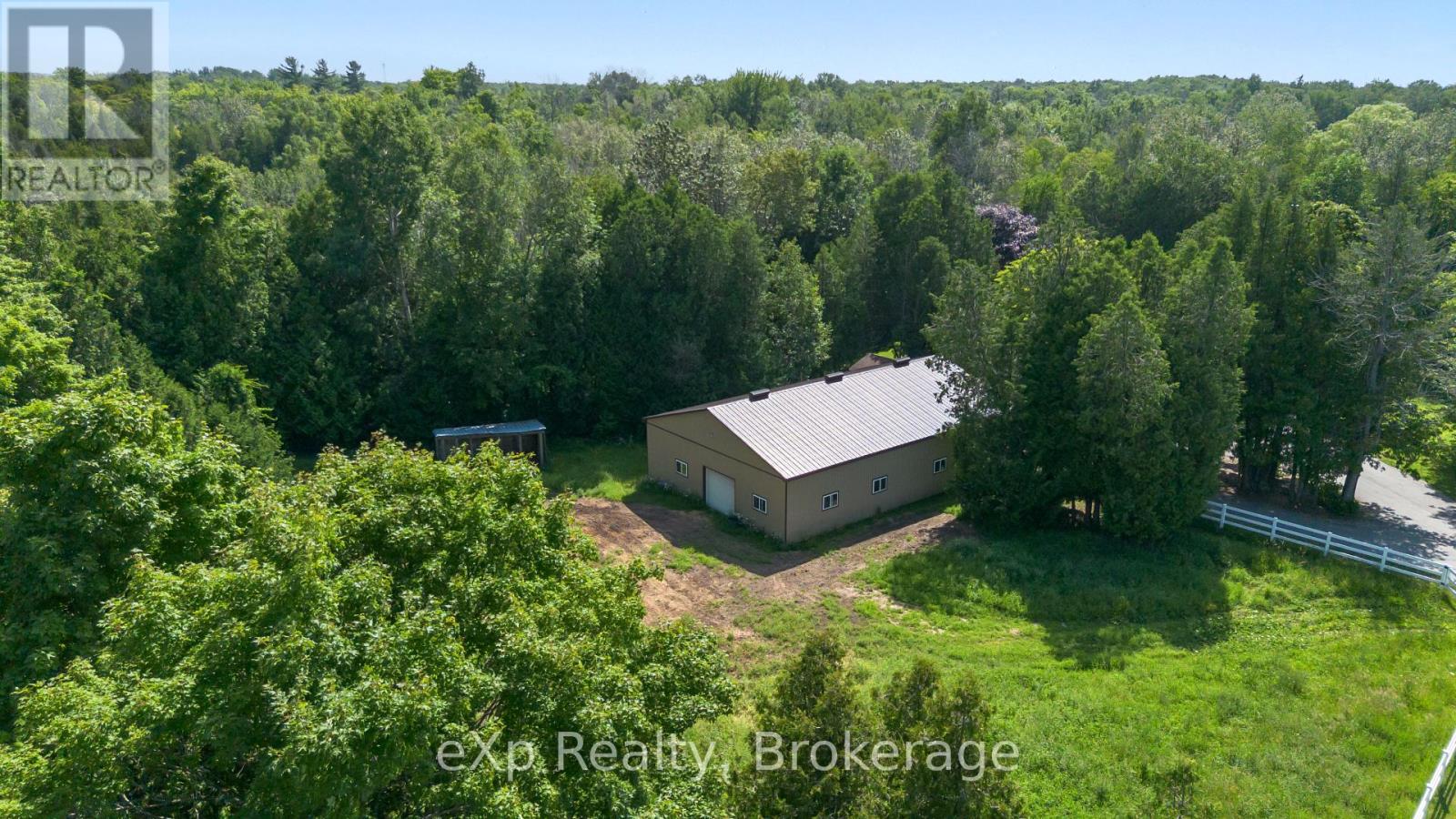 742 Silver Lake Road, South Bruce Peninsula, Ontario  N0H 1P0 - Photo 5 - X12280173