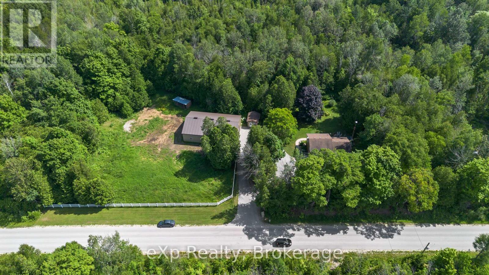 742 Silver Lake Road, South Bruce Peninsula, Ontario  N0H 1P0 - Photo 8 - X12280173