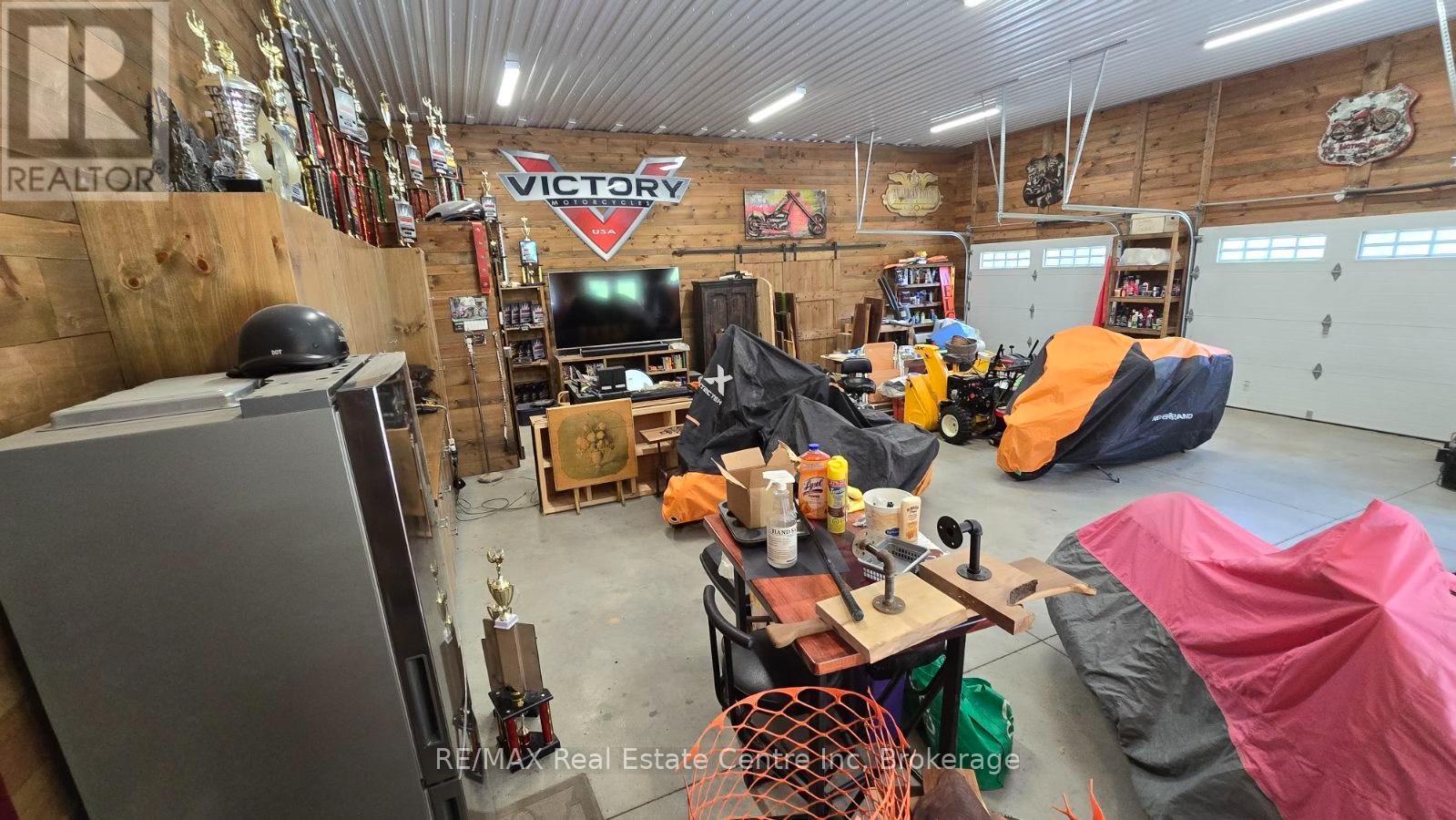 7568 Marden Road, Guelph/eramosa, Ontario  N1H 6J2 - Photo 6 - X12280179