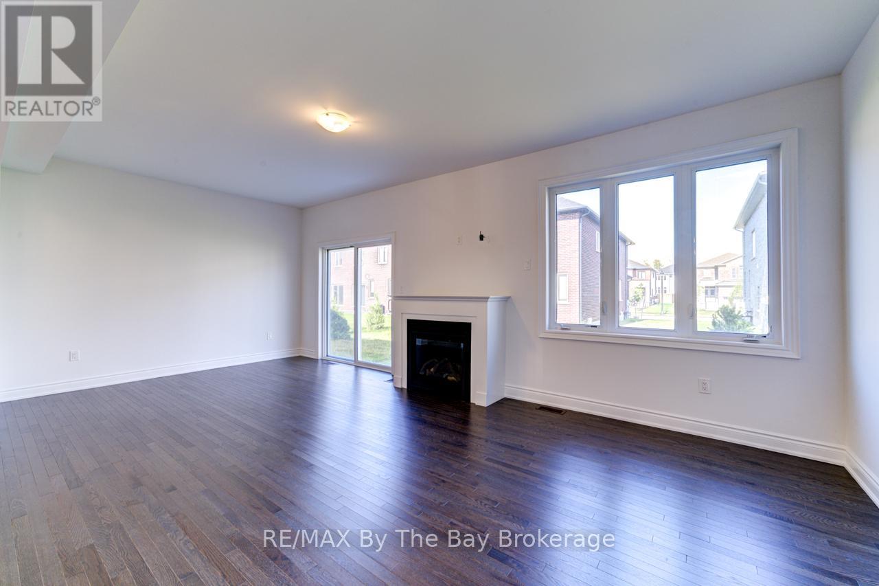 21 Lisa Street, Wasaga Beach, Ontario  L9Z 1J9 - Photo 23 - S12280296