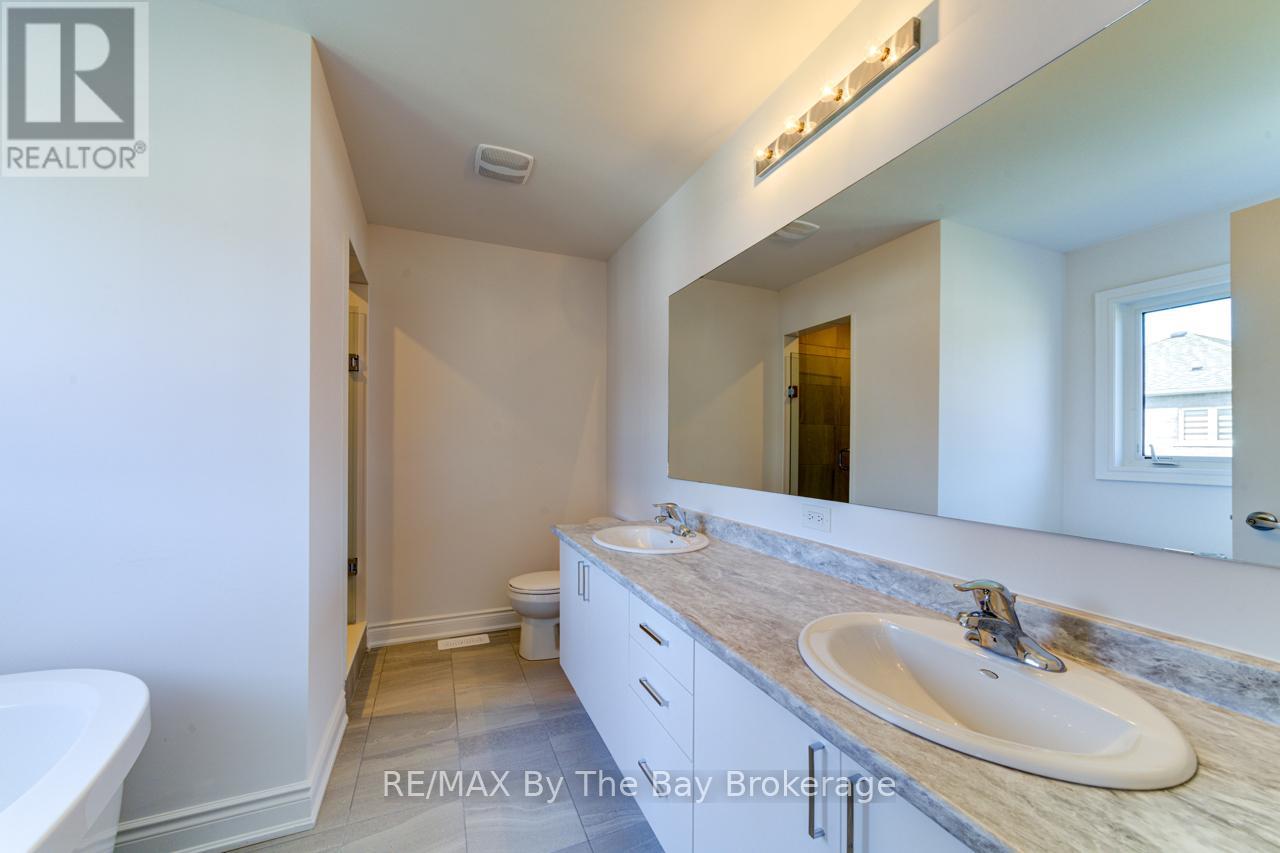 21 Lisa Street, Wasaga Beach, Ontario  L9Z 1J9 - Photo 35 - S12280296