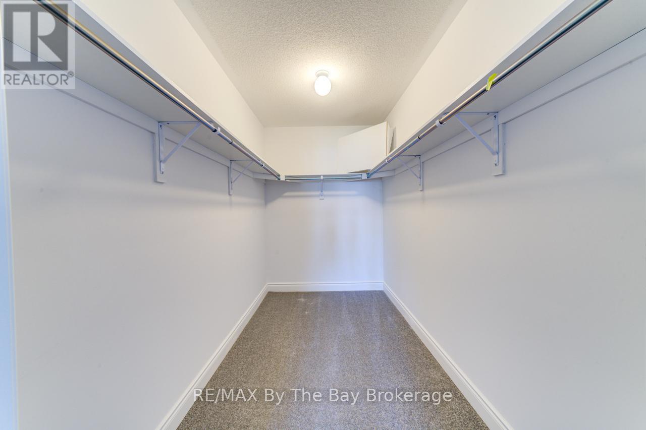21 Lisa Street, Wasaga Beach, Ontario  L9Z 1J9 - Photo 39 - S12280296