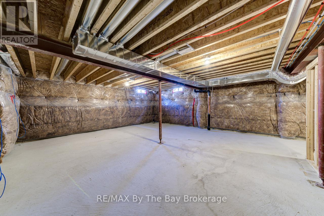 21 Lisa Street, Wasaga Beach, Ontario  L9Z 1J9 - Photo 49 - S12280296