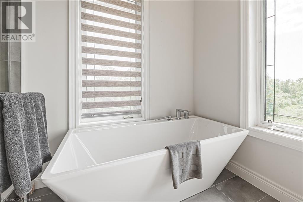 6380 Westbrook Road, Binbrook, Ontario  L0R 1E0 - Photo 28 - 40750612