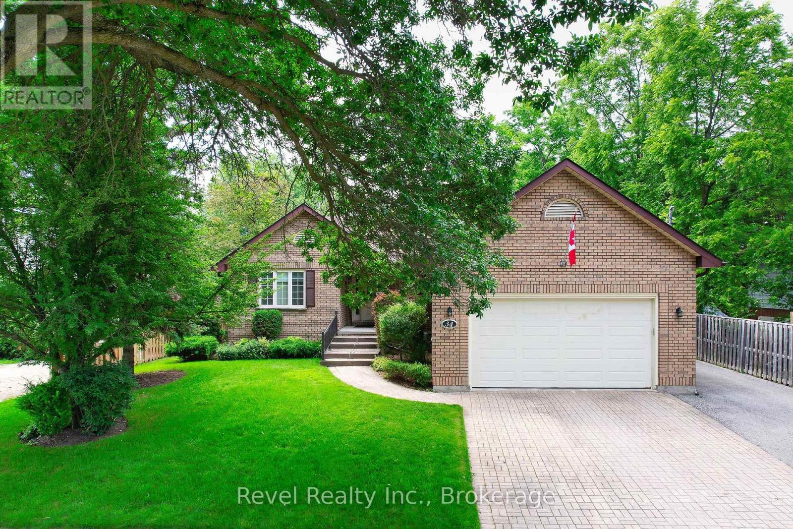 34 Paterson Street, Collingwood, Ontario  L9Y 3N2 - Photo 1 - S12280491