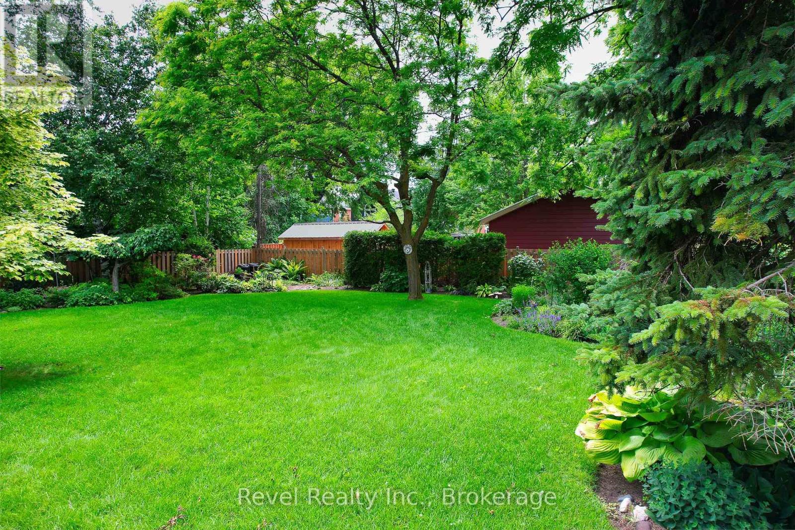 34 Paterson Street, Collingwood, Ontario  L9Y 3N2 - Photo 3 - S12280491