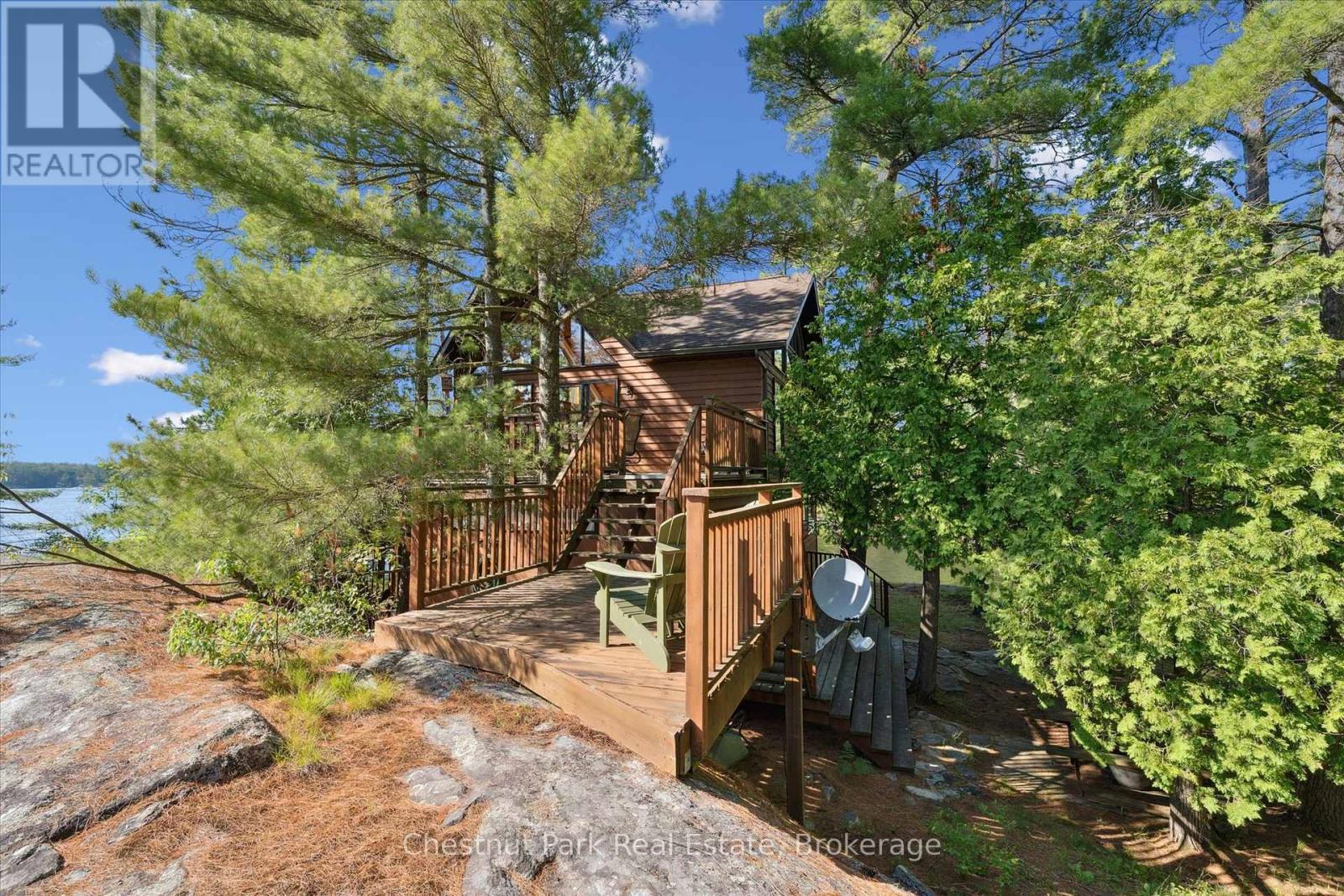1 Diamond Island, Gravenhurst, Ontario  P1P 1R3 - Photo 43 - X12280494