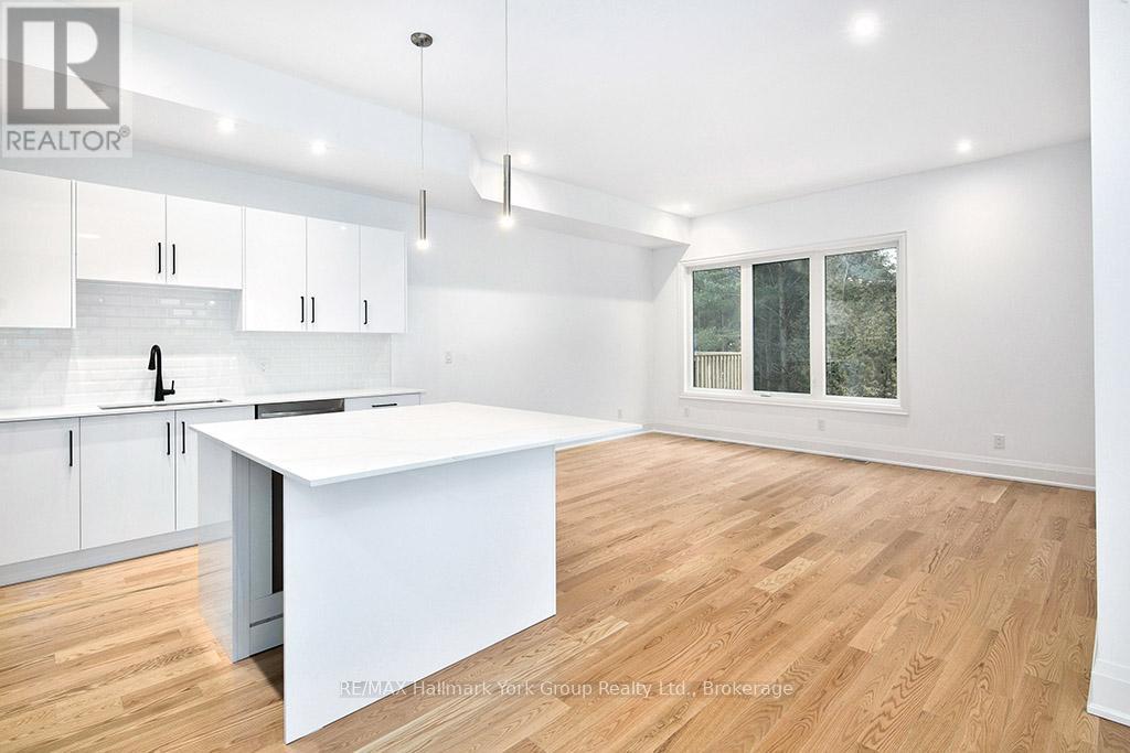 23 Waterview Lane, Blue Mountains, Ontario  N0H 2P0 - Photo 11 - X12280517