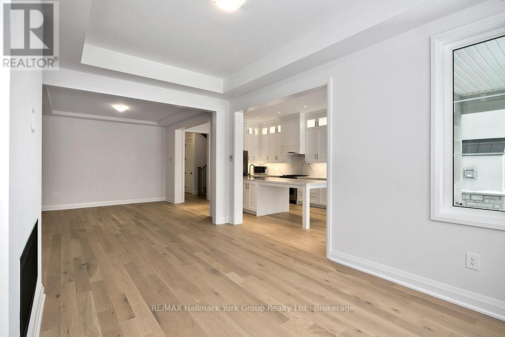 5-11 Bay Street E, Blue Mountains, Ontario  N0H 2P0 - Photo 21 - X12280519