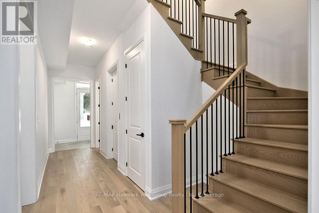 5-11 Bay Street E, Blue Mountains, Ontario  N0H 2P0 - Photo 32 - X12280519