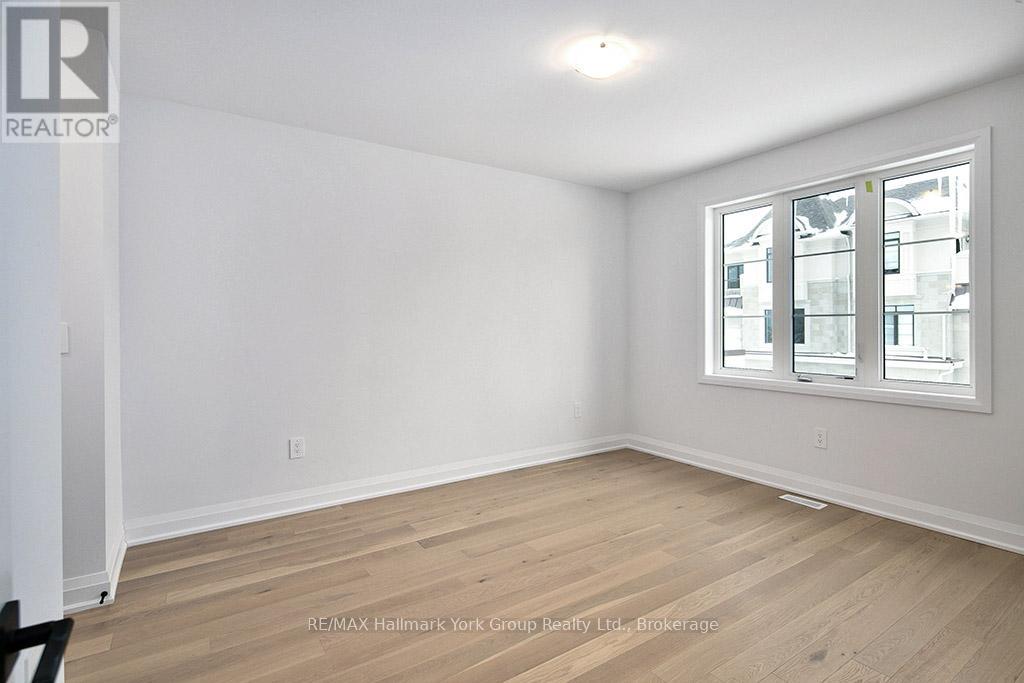 5-11 Bay Street E, Blue Mountains, Ontario  N0H 2P0 - Photo 37 - X12280519
