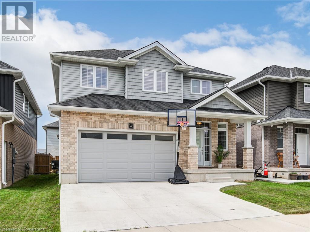 943 Downing Drive, Woodstock, Ontario  N4T 0E1 - Photo 2 - 40750678