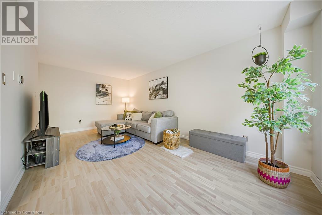 391 Pioneer Drive Unit# 3, Kitchener, Ontario  N2P 1L8 - Photo 4 - 40749716