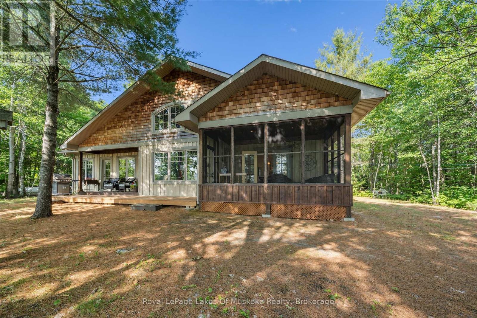 1176 Mccomb Point Drive, Algonquin Highlands, Ontario  P0A 1E0 - Photo 1 - X12280674