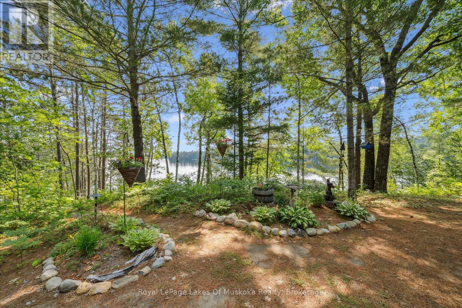 1176 Mccomb Point Drive, Algonquin Highlands, Ontario  P0A 1E0 - Photo 39 - X12280674