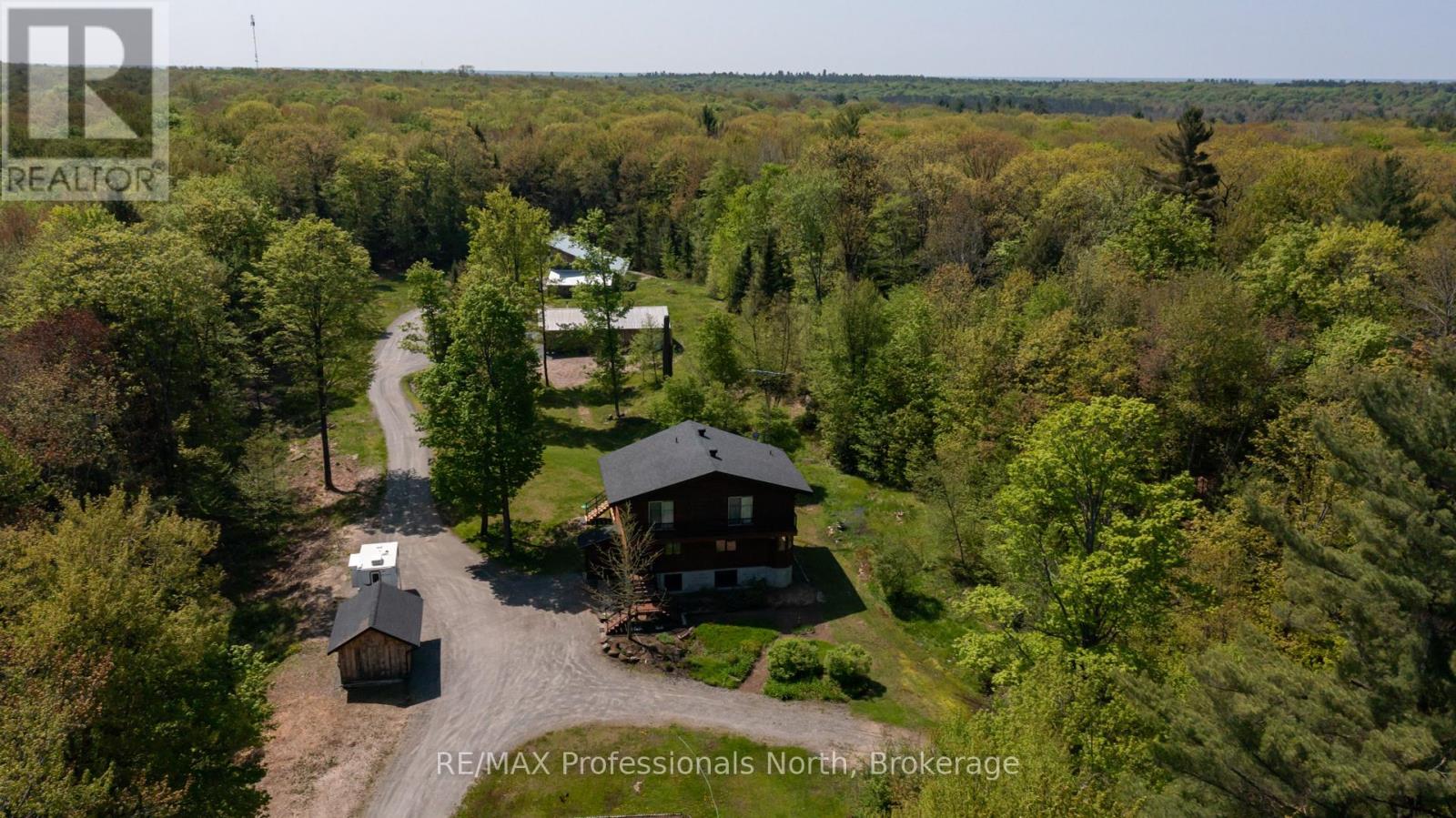 1107 Falkenburg Road, Bracebridge, Ontario  P1L 1X4 - Photo 33 - X12280794