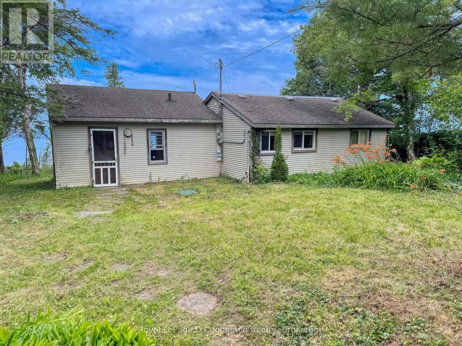 697 Bruce Rd #13 Road, Native Leased Lands, Ontario  N0H 2L0 - Photo 15 - X12280836