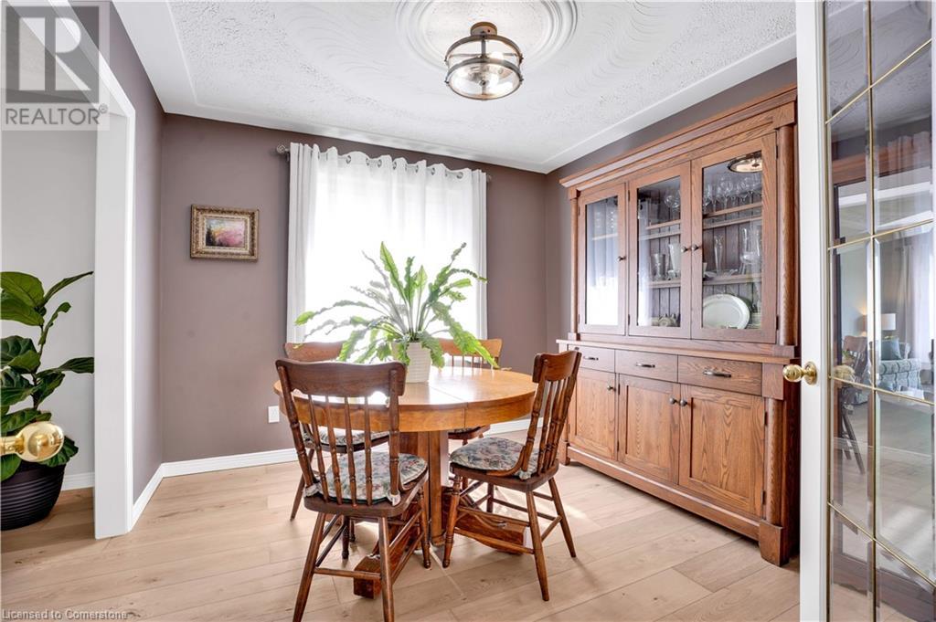 612 Sprucehurst Crescent, Waterloo, Ontario  N2V 2E3 - Photo 12 - 40748750