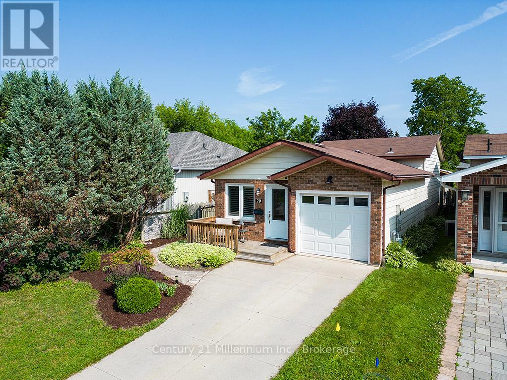 20 Leslie Drive, Collingwood, Ontario  L9Y 4P2 - Photo 1 - S12281051