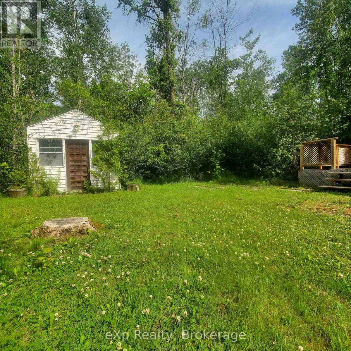 24 Prince Charles Avenue N, Springwater, Ontario  L0L 1P0 - Photo 4 - S12281068