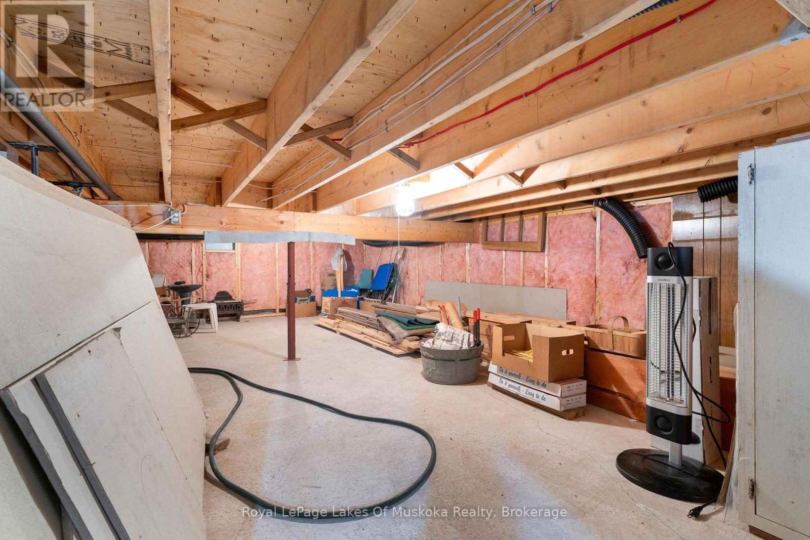 1236 Grace Road, Minden Hills, Ontario  K0M 2K0 - Photo 25 - X12281164