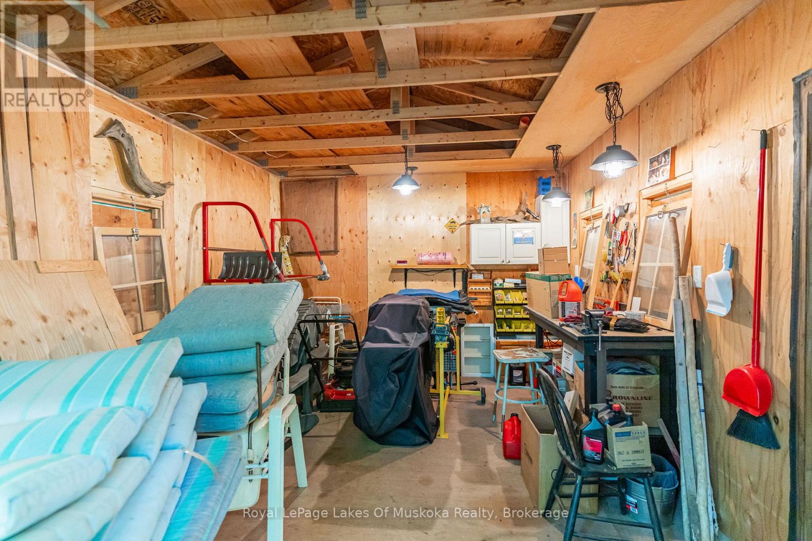 1236 Grace Road, Minden Hills, Ontario  K0M 2K0 - Photo 32 - X12281164