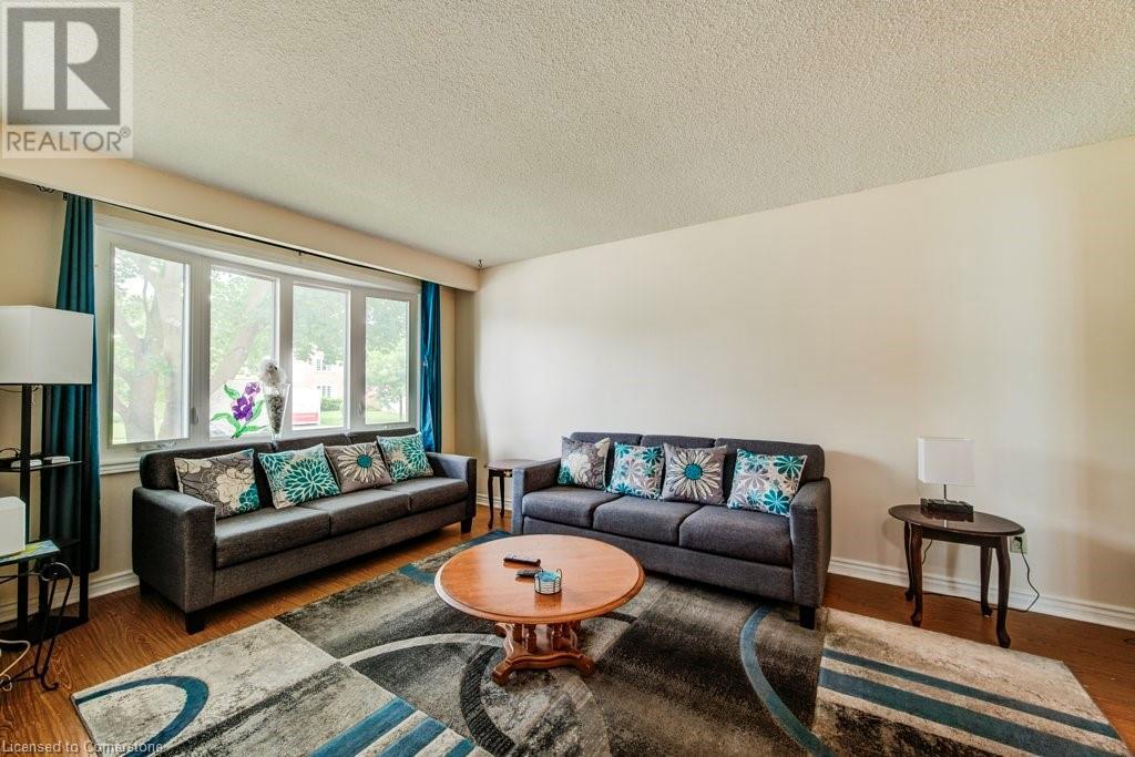 303 Conservation Drive, Waterloo, Ontario  N2V 1V5 - Photo 6 - 40750691