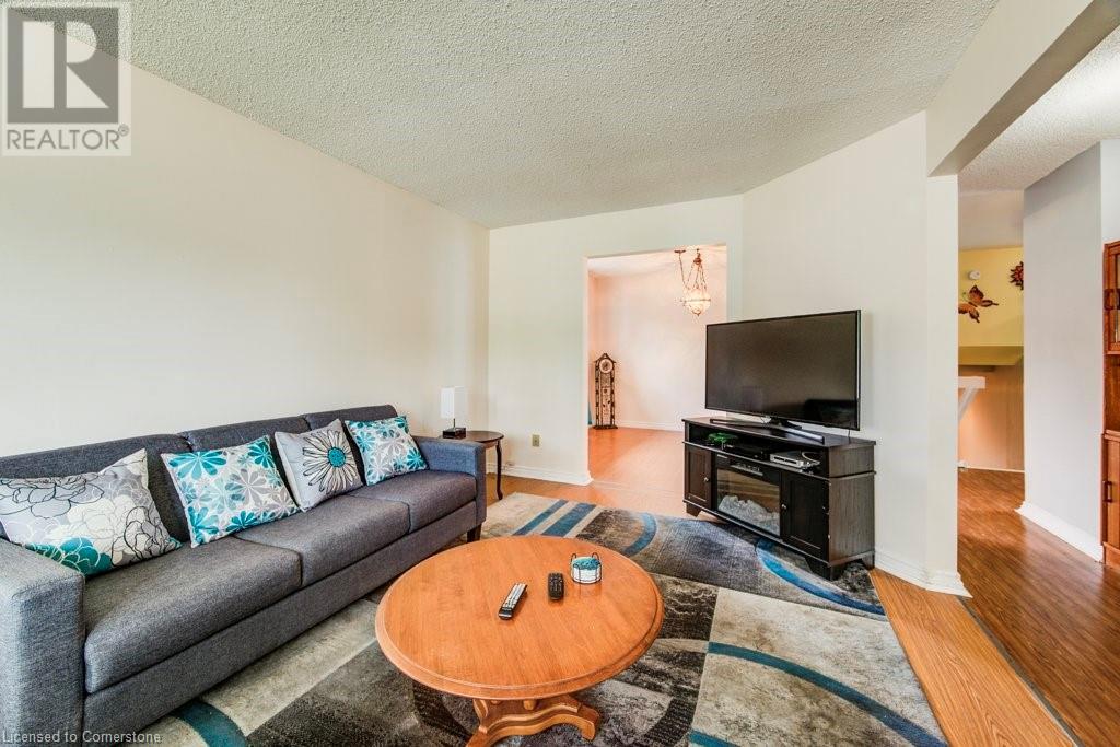 303 Conservation Drive, Waterloo, Ontario  N2V 1V5 - Photo 7 - 40750691