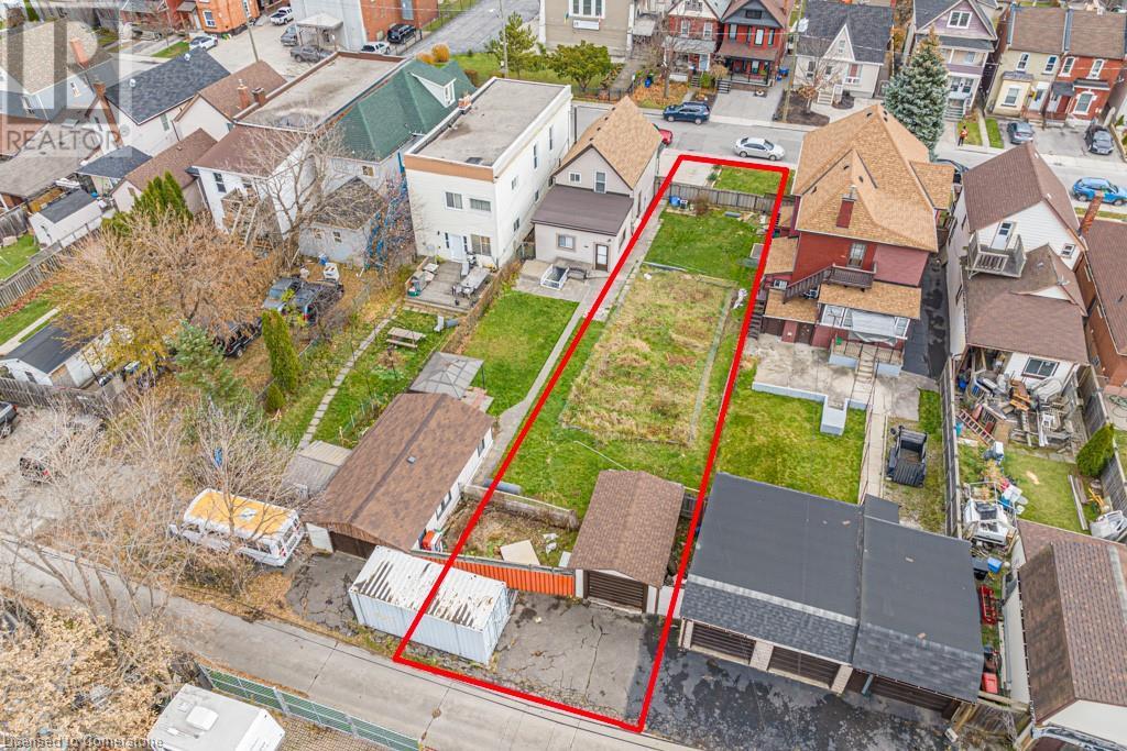 39 Earl Street, Hamilton, Ontario  L8L 6L1 - Photo 3 - 40750676