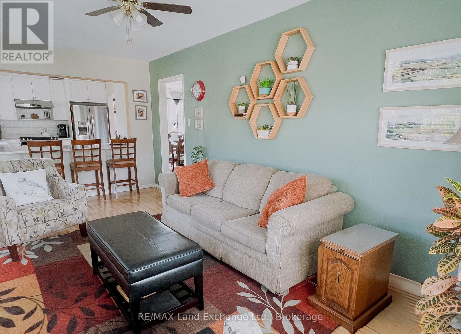 410 Queen Street S, Kincardine, Ontario  N2Z 0A4 - Photo 10 - X12281351