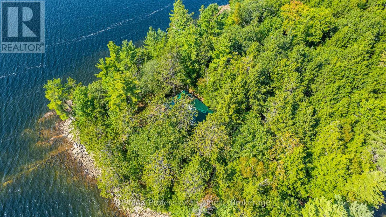 13055 Little Hawk South Shore Road, Algonquin Highlands, Ontario  K0M 1J1 - Photo 46 - X12281388