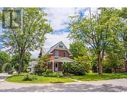 391 BROWN STREET, South Bruce Peninsula, Ontario