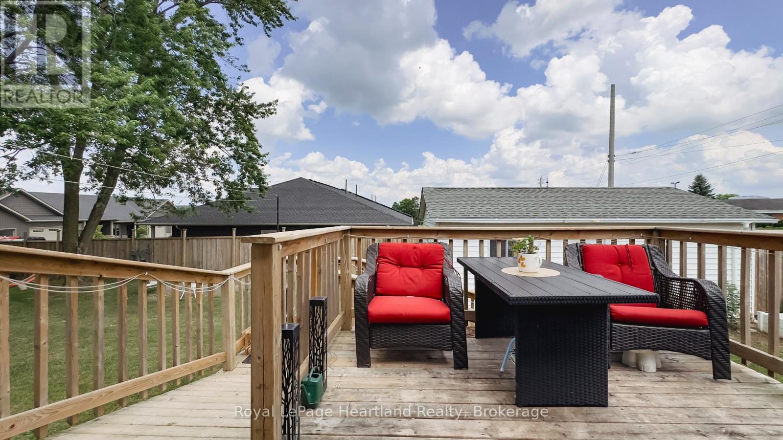 1 Alexander Street, Huron East, Ontario  N0K 1W0 - Photo 17 - X12281577
