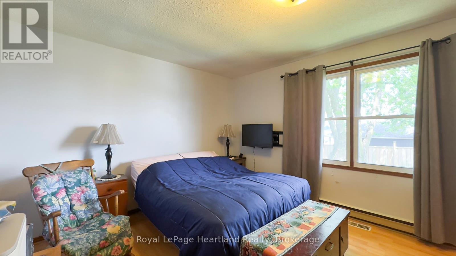 1 Alexander Street, Huron East, Ontario  N0K 1W0 - Photo 25 - X12281577