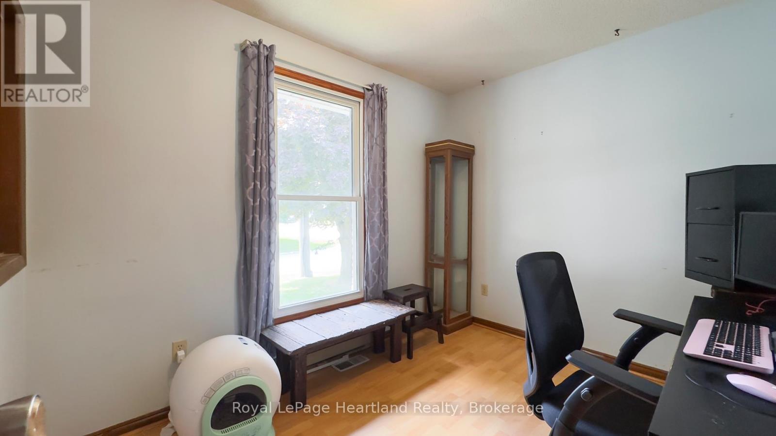 1 Alexander Street, Huron East, Ontario  N0K 1W0 - Photo 27 - X12281577