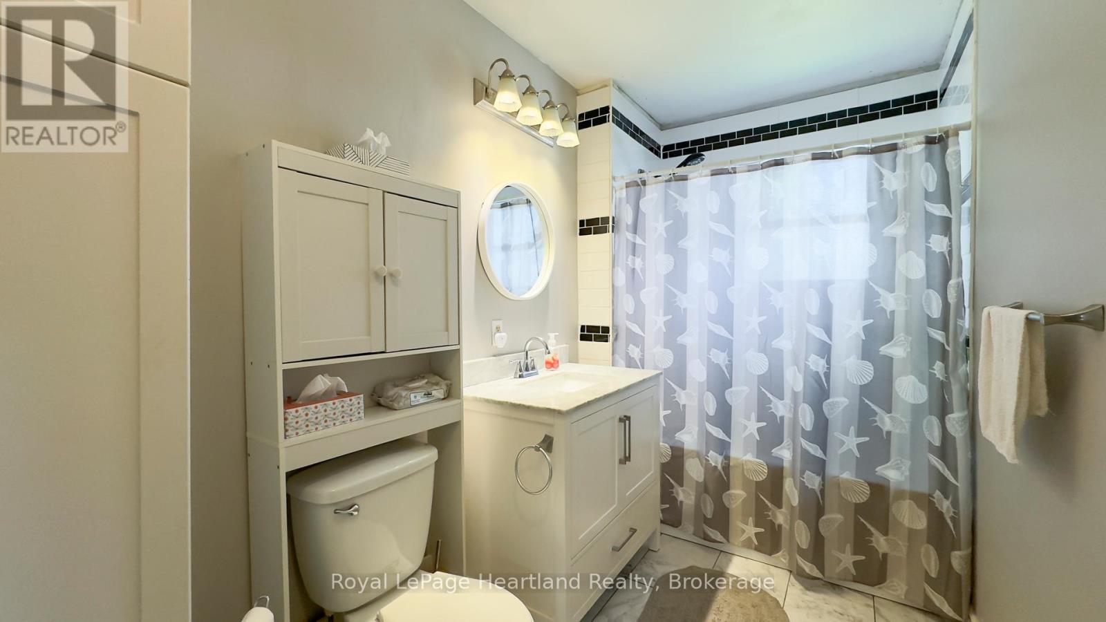 1 Alexander Street, Huron East, Ontario  N0K 1W0 - Photo 28 - X12281577