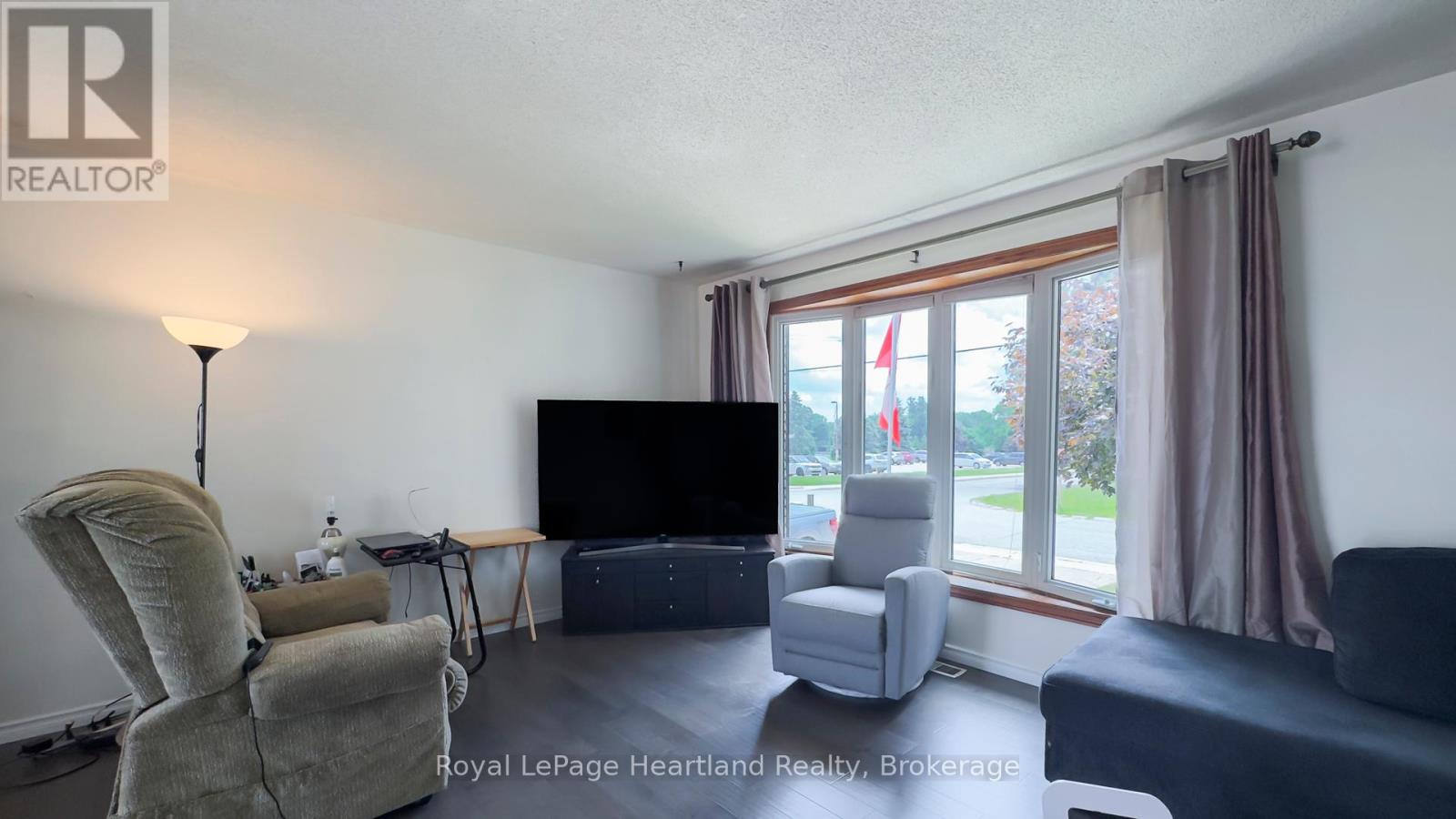 1 Alexander Street, Huron East, Ontario  N0K 1W0 - Photo 38 - X12281577