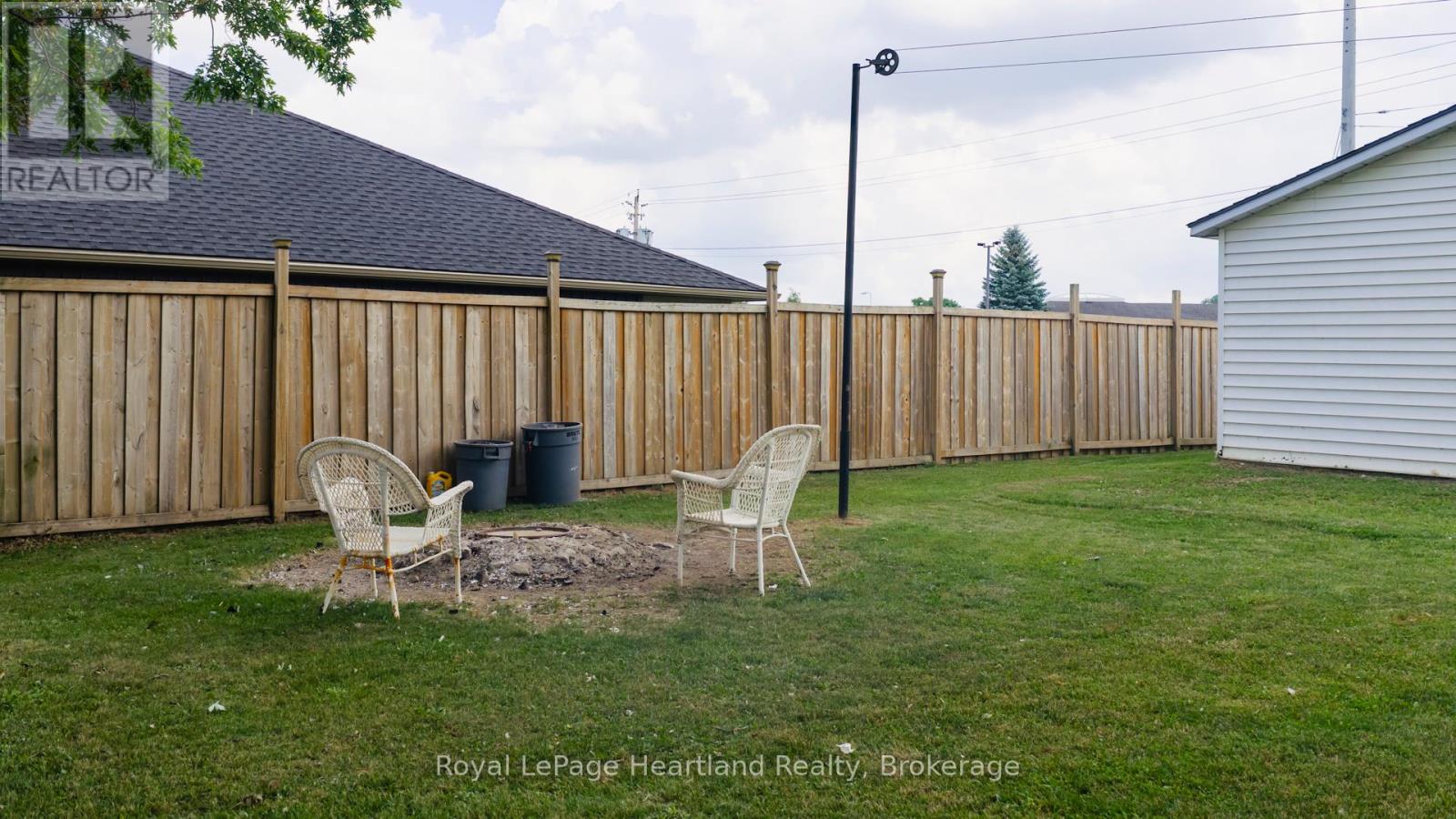 1 Alexander Street, Huron East, Ontario  N0K 1W0 - Photo 44 - X12281577