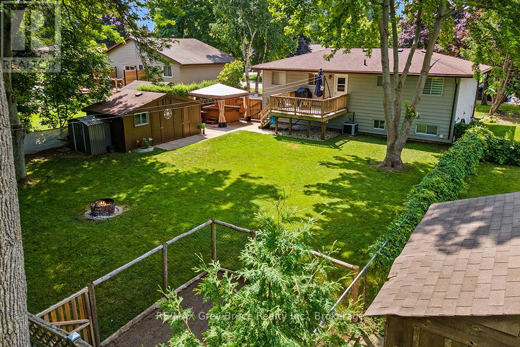 580 2nd  A Street W, Owen Sound, Ontario  N4K 6H4 - Photo 2 - X12281642