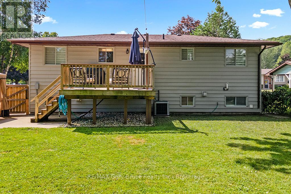 580 2nd  A Street W, Owen Sound, Ontario  N4K 6H4 - Photo 5 - X12281642